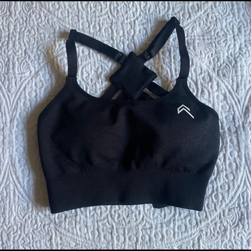 Oner Active Classic Black Sports Bra